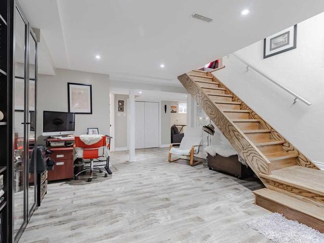 2499 Waterford St, House detached with 4 bedrooms, 4 bathrooms and 5 parking in Oakville ON | Image 25