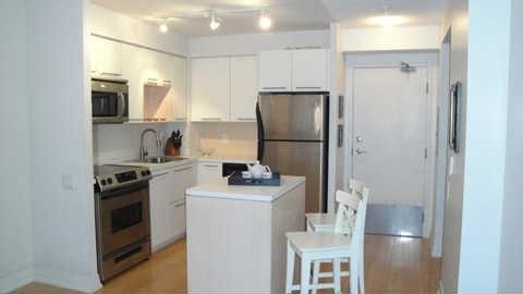 804 - 21 Carlton St, Condo with 1 bedrooms, 1 bathrooms and null parking in Toronto ON | Image 4