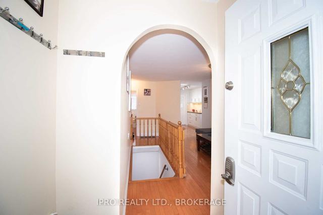 74 Seventeenth St, House detached with 2 bedrooms, 2 bathrooms and 6 parking in Toronto ON | Image 18