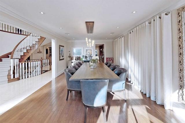 56 King High Dr, House detached with 5 bedrooms, 5 bathrooms and 6 parking in Vaughan ON | Image 3