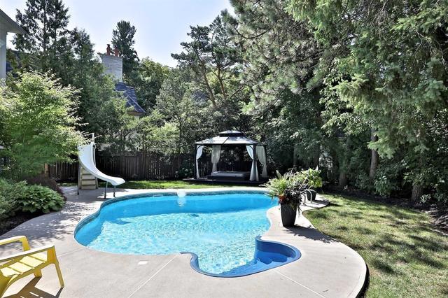 41 Saintfield Ave, House detached with 5 bedrooms, 8 bathrooms and 6 parking in Toronto ON | Image 15