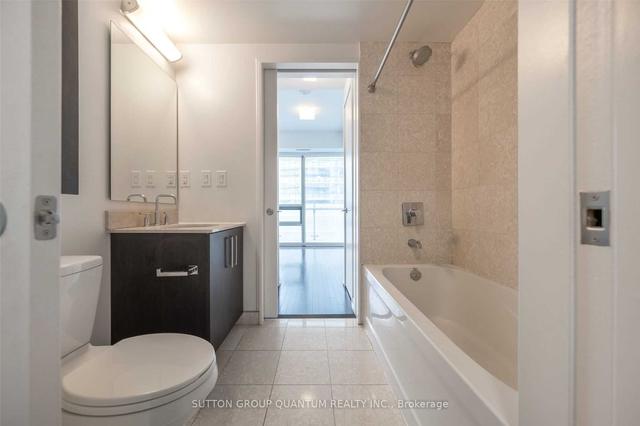 3809 - 12 York St, Condo with 1 bedrooms, 1 bathrooms and 1 parking in Toronto ON | Image 4