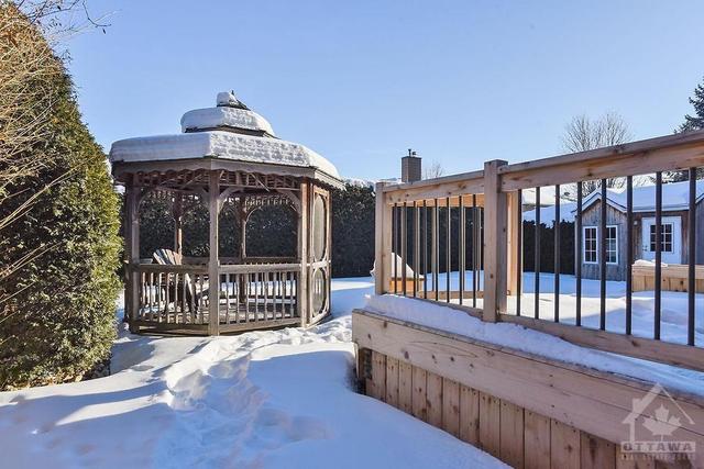 97 Hansen Avenue, House detached with 5 bedrooms, 4 bathrooms and 4 parking in Ottawa ON | Image 21
