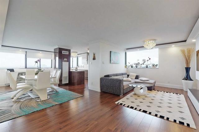 2406 - 133 Torresdale Ave, Condo with 3 bedrooms, 2 bathrooms and 2 parking in Toronto ON | Image 37