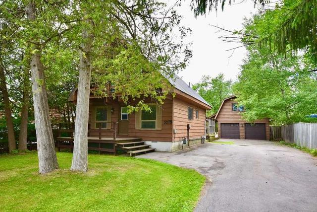 3278 Cove Ave, House detached with 2 bedrooms, 2 bathrooms and 8 parking in Innisfil ON | Image 1
