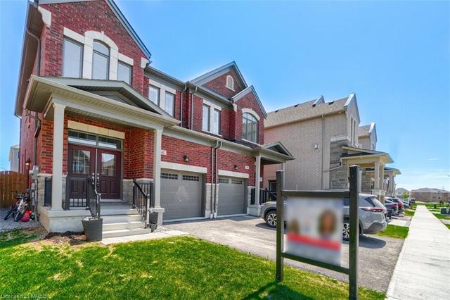 42 Louise Street, House semidetached with 3 bedrooms, 2 bathrooms and 2 parking in Whitby ON | Card Image