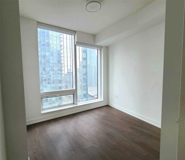 2603 - 10 York St, Condo with 2 bedrooms, 2 bathrooms and 0 parking in Toronto ON | Image 16