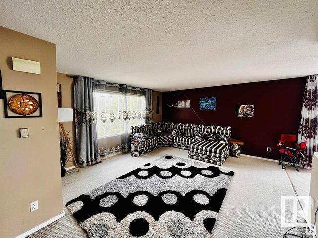 11441 162a Av Nw, House detached with 4 bedrooms, 2 bathrooms and 4 parking in Edmonton AB | Image 3