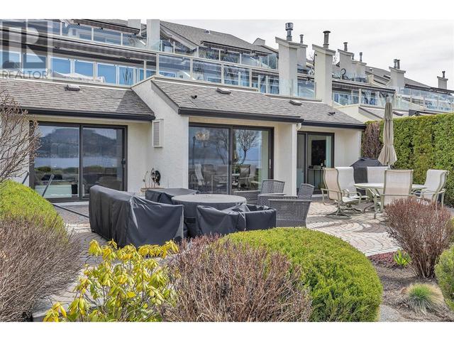 104 - 2900 Abbott Street, House attached with 2 bedrooms, 2 bathrooms and 1 parking in Kelowna BC | Image 25