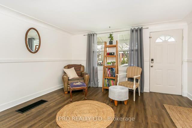 1 Morris Ave, House semidetached with 2 bedrooms, 1 bathrooms and 3 parking in Hamilton ON | Image 30