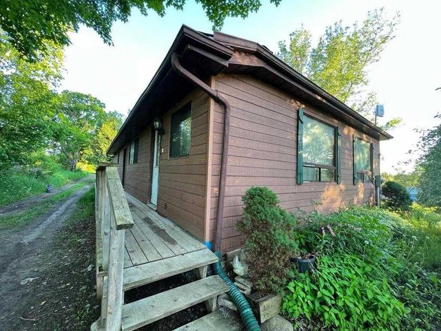 4422 Highway 7, House detached with 2 bedrooms, 2 bathrooms and 10 parking in Kawartha Lakes ON | Image 12