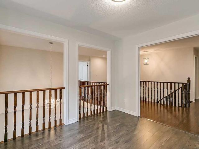 3102 Jenn Ave, House detached with 4 bedrooms, 4 bathrooms and 4 parking in Burlington ON | Image 11