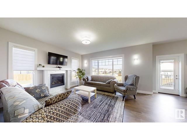 6028 19 Av Sw, House detached with 5 bedrooms, 4 bathrooms and 4 parking in Edmonton AB | Image 27