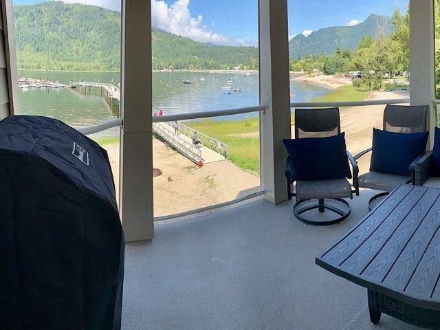 215 - 302 Mara Lake Lane, Condo with 2 bedrooms, 3 bathrooms and 2 parking in Sicamous BC | Image 10
