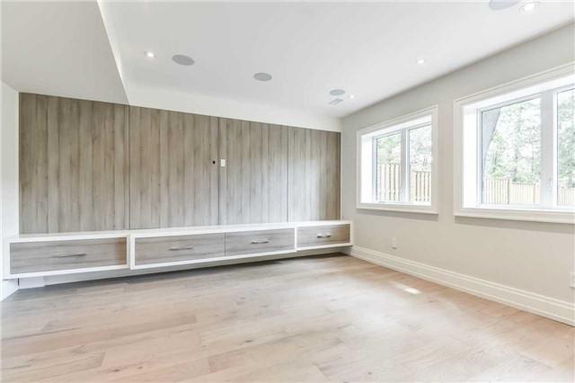 111 St Leonards Ave, House detached with 5 bedrooms, 7 bathrooms and 4 parking in Toronto ON | Image 19