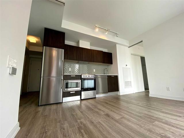 1001 - 50 Charles St E, Condo with 1 bedrooms, 1 bathrooms and 0 parking in Toronto ON | Image 3