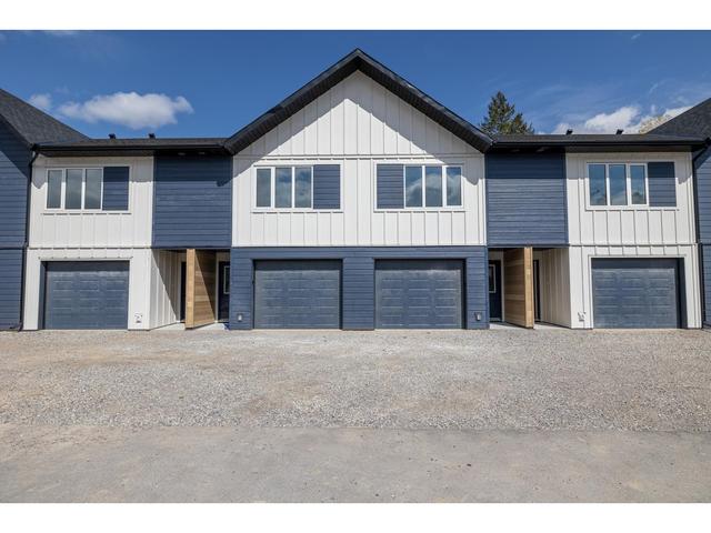 2 - 1311 Westside Park Drive, House attached with 2 bedrooms, 2 bathrooms and null parking in Invermere BC | Image 23