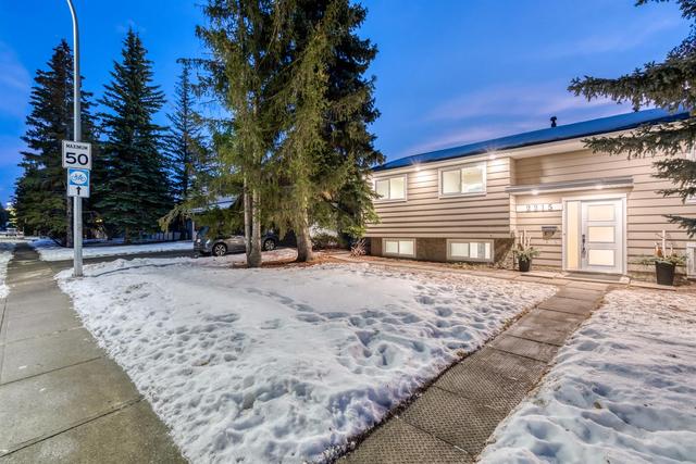 2215 Palliser Drive Sw, House detached with 4 bedrooms, 3 bathrooms and 4 parking in Calgary AB | Image 38