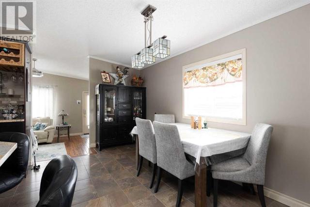 185 Card Crescent, House other with 3 bedrooms, 2 bathrooms and 5 parking in Wood Buffalo AB | Image 18