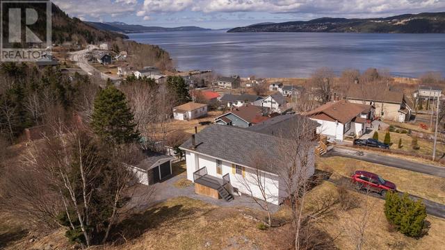 12 Coopers Road, House detached with 4 bedrooms, 2 bathrooms and null parking in Corner Brook NL | Image 3