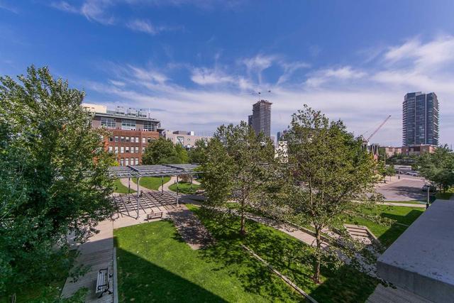 322 - 1005 King St W, Condo with 1 bedrooms, 1 bathrooms and 1 parking in Toronto ON | Image 1