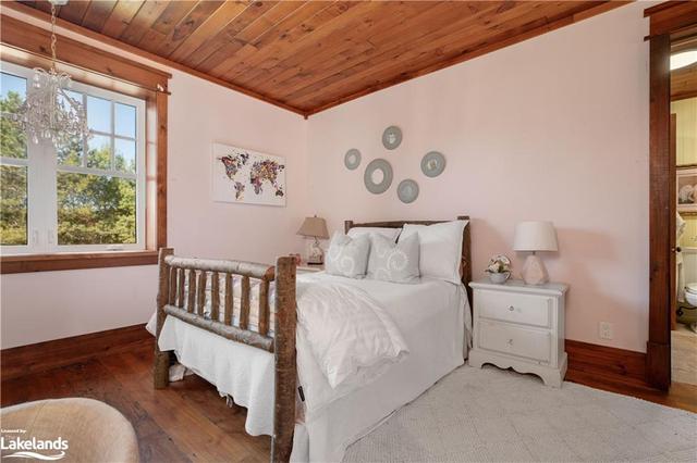 1074 Tally Ho Winter Park Road, House detached with 5 bedrooms, 5 bathrooms and 11 parking in Lake of Bays ON | Image 15