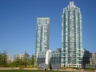 3210 - 225 Webb Dr, Condo with 1 bedrooms, 2 bathrooms and 1 parking in Mississauga ON | Image 1