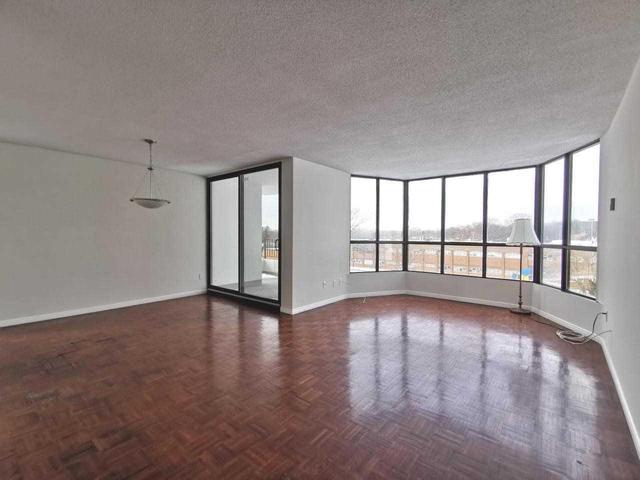 404 - 1333 Bloor St, Condo with 3 bedrooms, 2 bathrooms and 1 parking in Mississauga ON | Image 8