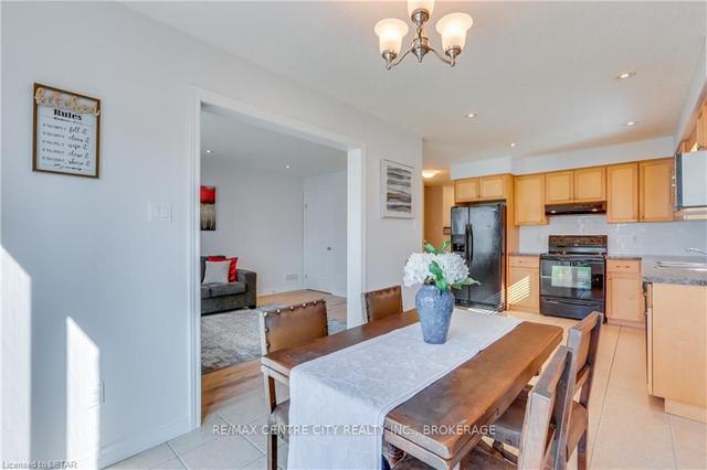 2630 Bateman Tr, House detached with 3 bedrooms, 4 bathrooms and 4 parking in London ON | Image 11