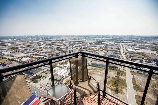 3402 - 2910 Highway 7, Condo with 2 bedrooms, 2 bathrooms and 1 parking in Vaughan ON | Image 30