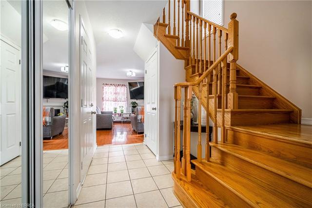 44 Warner Lane, House detached with 3 bedrooms, 2 bathrooms and 2 parking in Brantford ON | Image 7