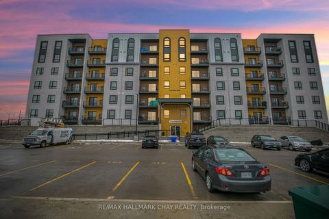 403-8 Culinary Lane, Barrie, ON, L9J0T2 | Card Image