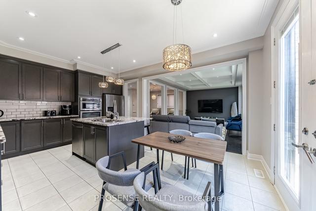 8 Macbean Cres, House detached with 4 bedrooms, 4 bathrooms and 6 parking in Hamilton ON | Image 11