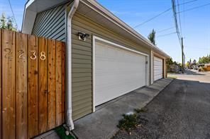2238 3 Avenue Nw, House detached with 3 bedrooms, 3 bathrooms and 2 parking in Calgary AB | Image 50