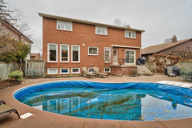 28 Arkendo Dr, House detached with 4 bedrooms, 4 bathrooms and 4 parking in Oakville ON | Image 25