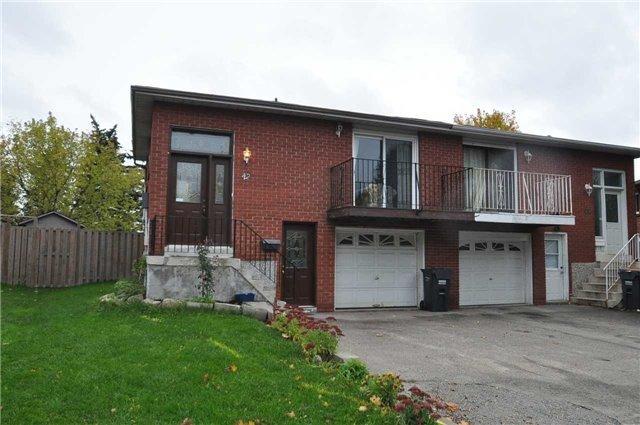 42 Roseville Dr, House semidetached with 3 bedrooms, 3 bathrooms and 2 parking in Brampton ON | Image 1