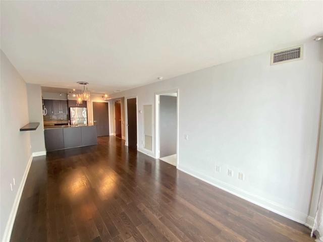 1706 - 2181 Yonge St, Condo with 1 bedrooms, 1 bathrooms and 1 parking in Toronto ON | Image 5