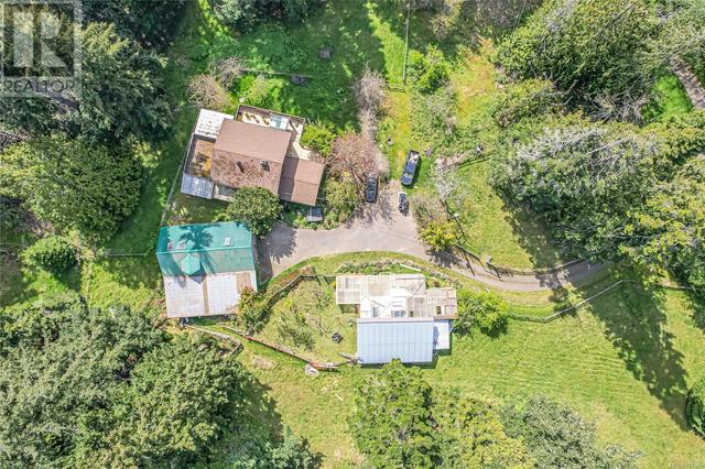 777 Beaver Point Rd, House detached with 4 bedrooms, 3 bathrooms and 6 parking in Saltspring Island BC | Image 4