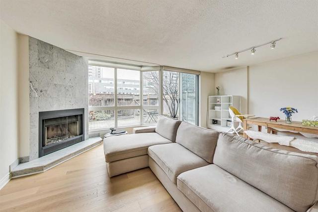 th5 - 11 Broadway Ave, Condo with 2 bedrooms, 2 bathrooms and 1 parking in Toronto ON | Image 35