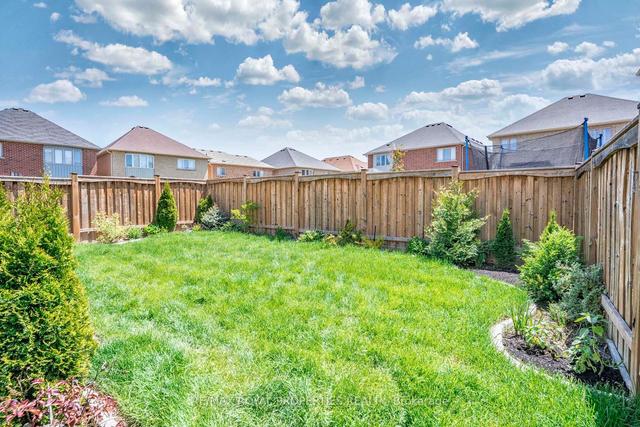 36 Beebe Cres, House detached with 4 bedrooms, 4 bathrooms and 4 parking in Markham ON | Image 33