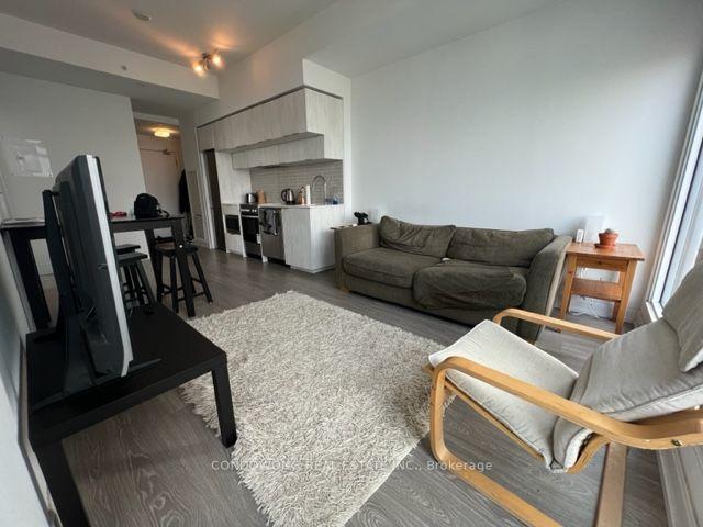 3003 - 181 Dundas St E, Condo with 2 bedrooms, 1 bathrooms and 0 parking in Toronto ON | Image 9