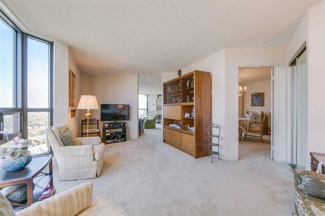 2403 - 2010 Islington Ave, Condo with 3 bedrooms, 2 bathrooms and 2 parking in Toronto ON | Image 2