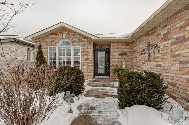 104 Seline Cres, House detached with 2 bedrooms, 3 bathrooms and 6 parking in Barrie ON | Image 12