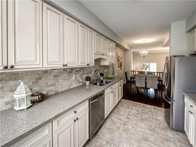 27 Michael Way, Townhouse with 4 bedrooms, 4 bathrooms and 1 parking in Markham ON | Image 11