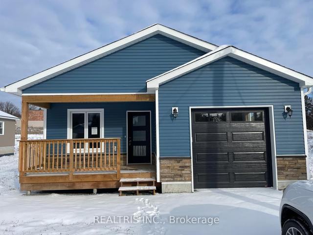 150 Patricia St, House detached with 3 bedrooms, 2 bathrooms and 2 parking in Greater Sudbury ON | Image 10
