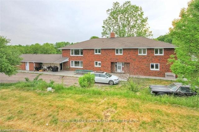 151 Travelled Rd, House detached with 6 bedrooms, 5 bathrooms and 20 parking in London ON | Image 1