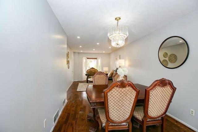 32 Forrester Dr E, House detached with 4 bedrooms, 4 bathrooms and 5 parking in Brampton ON | Image 39