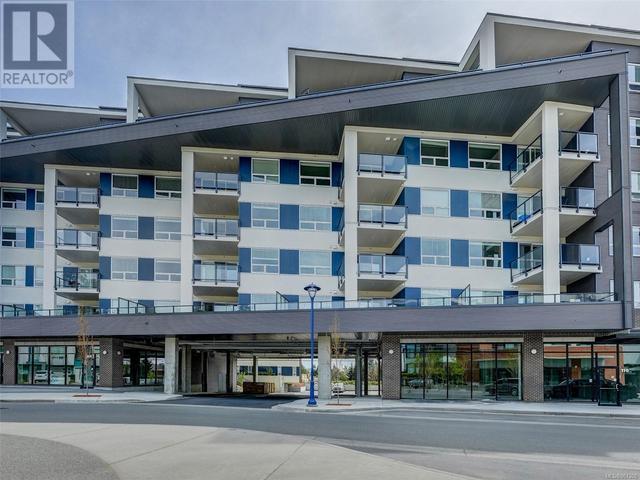 613 - 947 Whirlaway Cres, Condo with 3 bedrooms, 2 bathrooms and 2 parking in Langford BC | Image 2