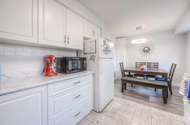 42 - 46 Cedarwoods Cres, Townhouse with 3 bedrooms, 2 bathrooms and 2 parking in Kitchener ON | Image 2