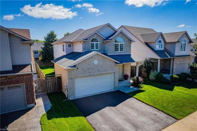 7010 Julie Dr, House detached with 3 bedrooms, 3 bathrooms and 6 parking in Niagara Falls ON | Image 12